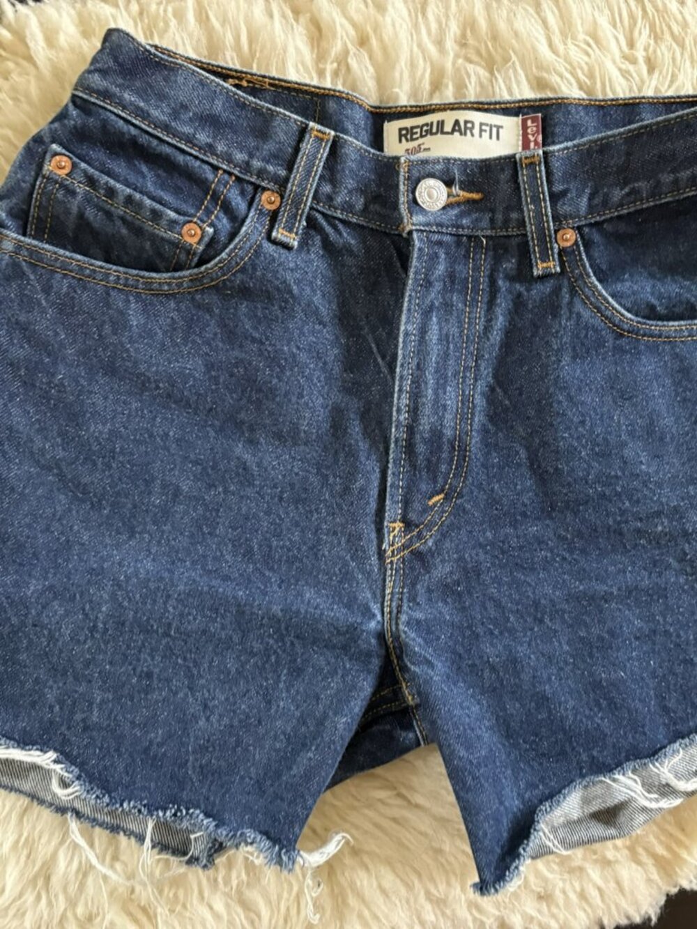 Levi’s 505 cut off shorts